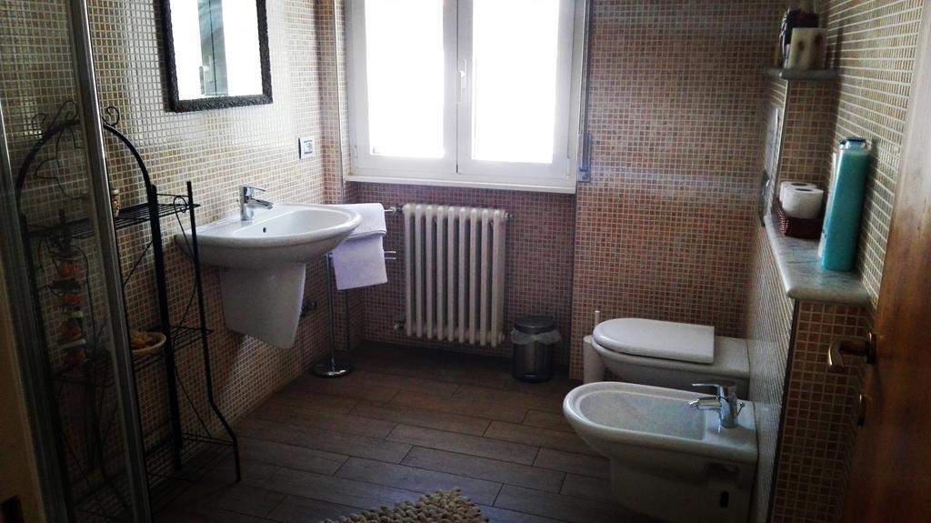 B&B La Chiave Di Sol Комо Екстериор снимка